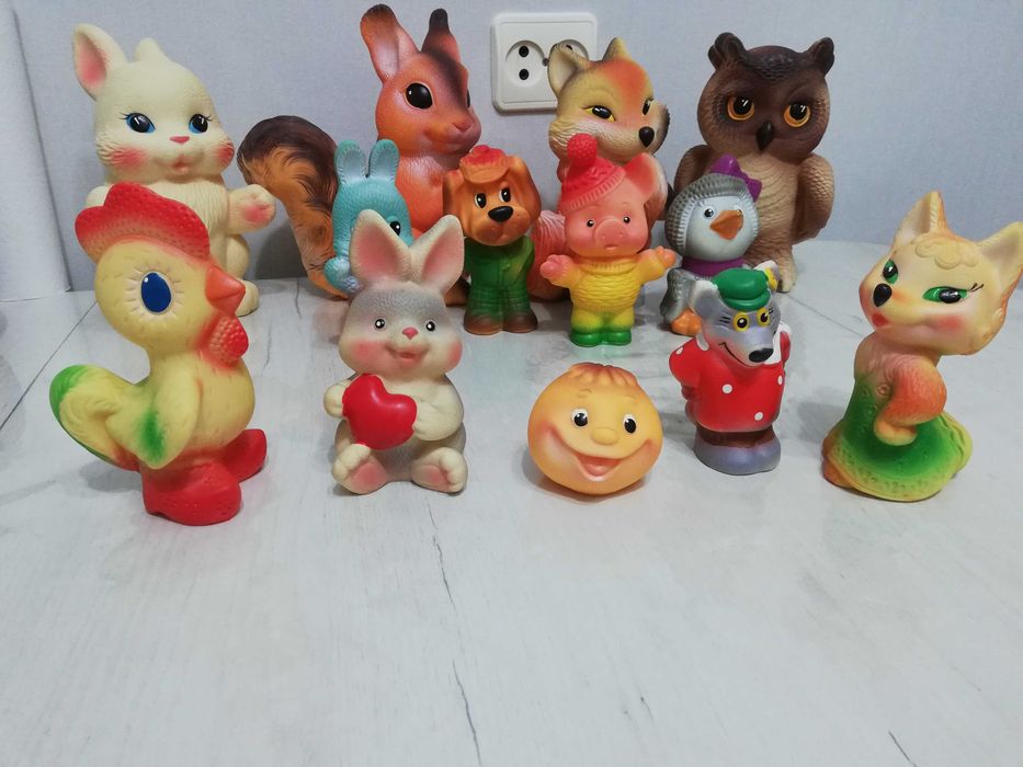 Игрушки резиновые новые