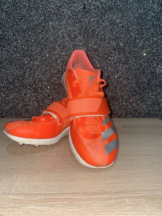 Продам шиповки Adidas