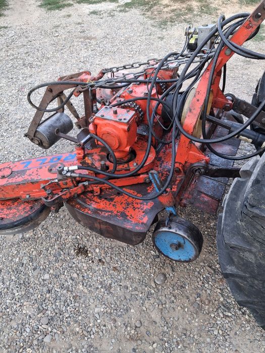 Tractor  utb viticol splar etc