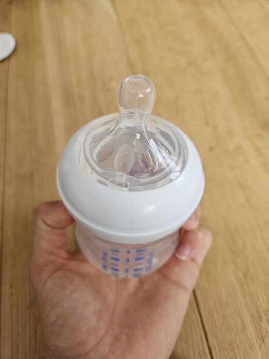 Електрическа помпа за кърма Avent easy comfort