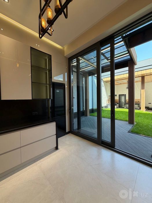 Продается ЕвроДом 6 комнат, ориентир: Ракатбоши, 3,5 сотки 400м²