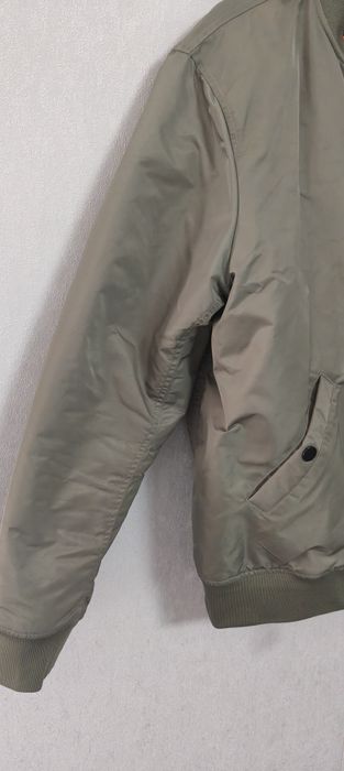 Ветровка мужская бомбер