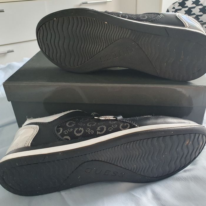 Guess masura  38