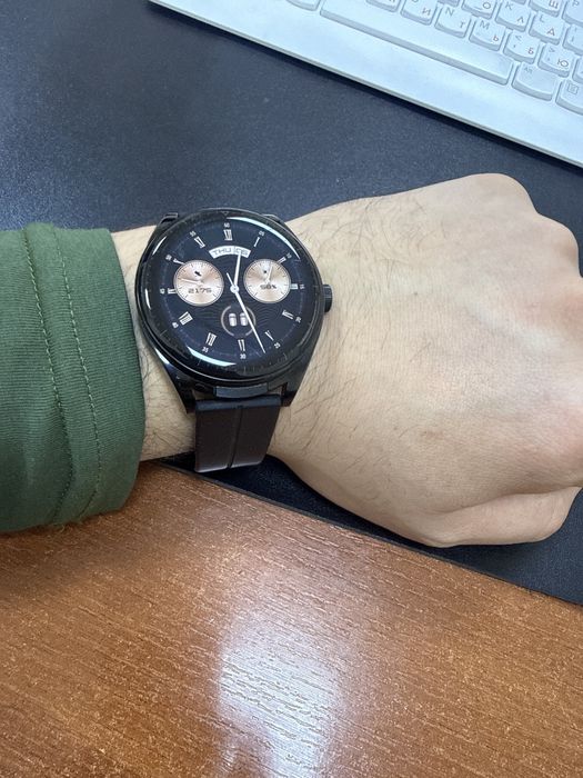 Huawei Watch buds идеал