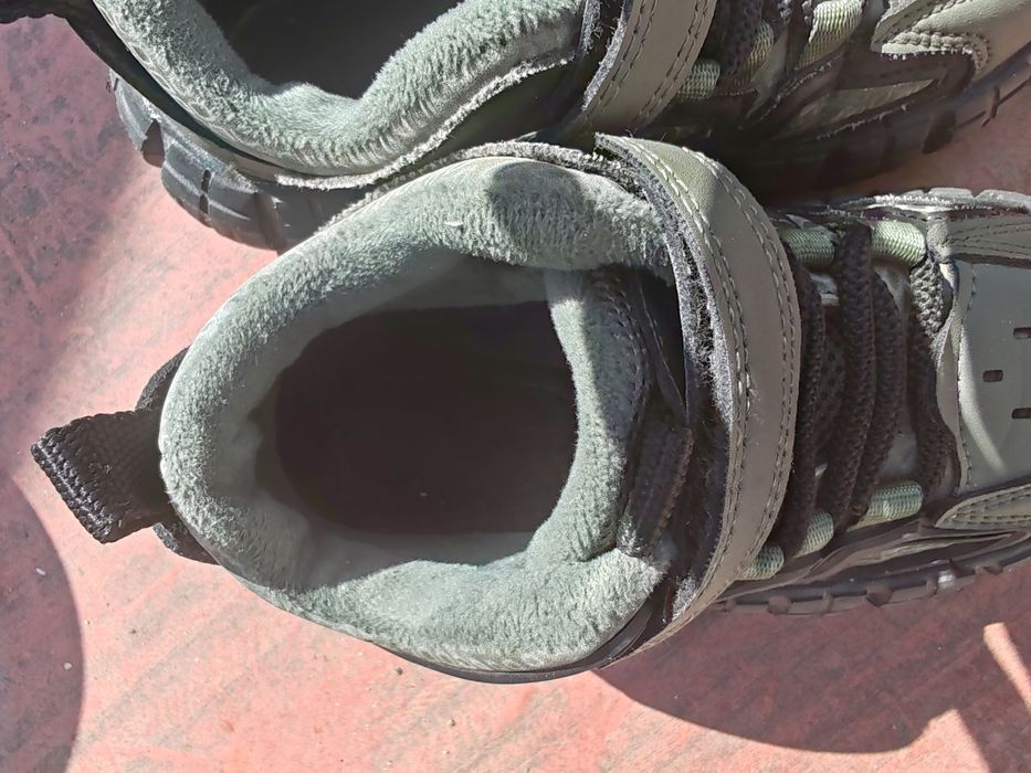 Детские кроссовки демисезонные