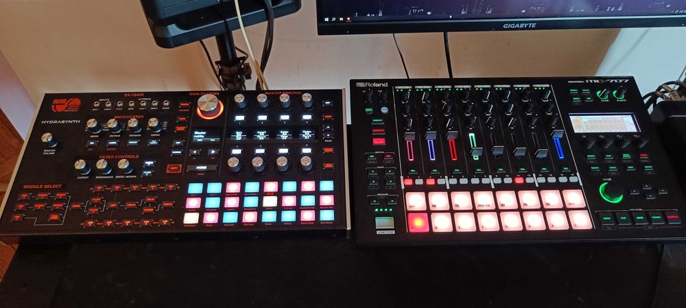 sintetizator ASM Hydrasynth desktop