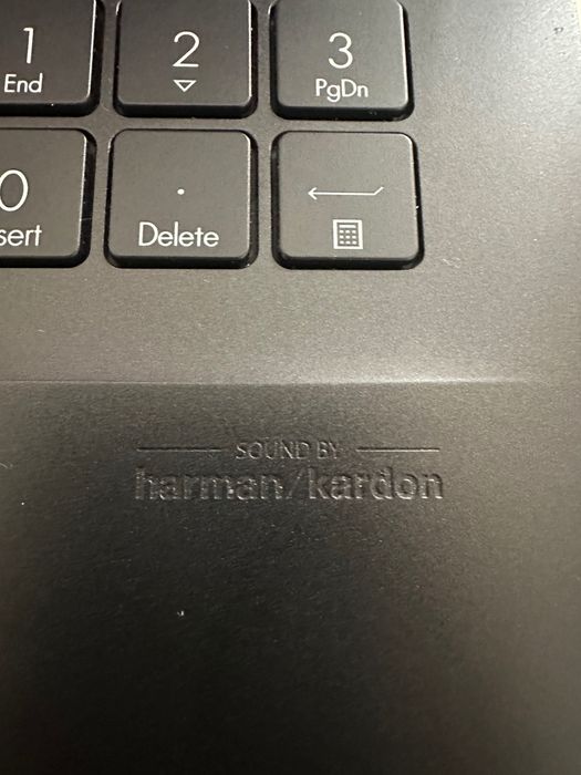 Ноутбук ASUS Vivobook 15 OLED