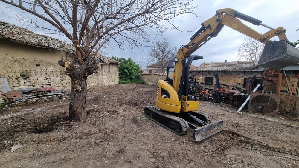 Услуги с малък багер- 50лв на час