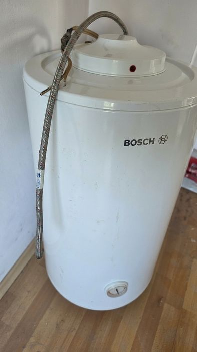 Продавам бойлер Bosch TR1000T 80 B