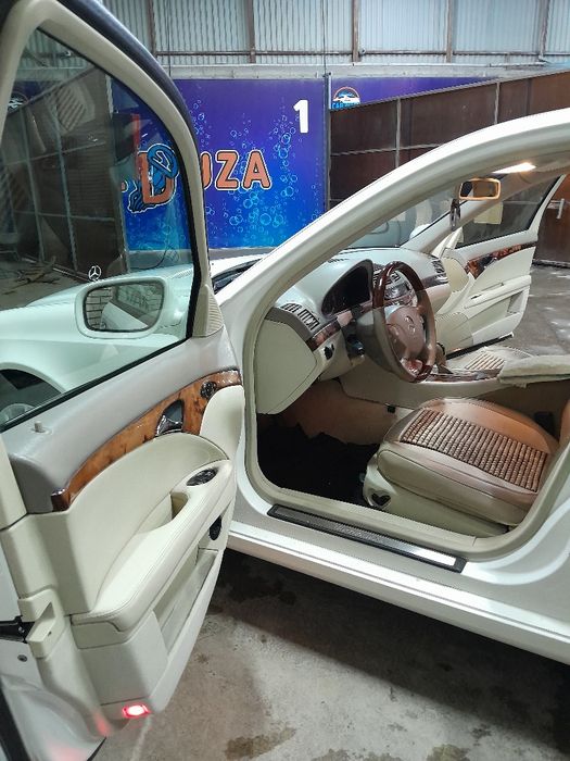 Srochno! Mercedes Benz W211 E240