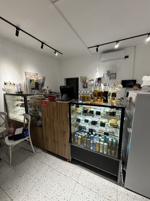 Витриные холодильники