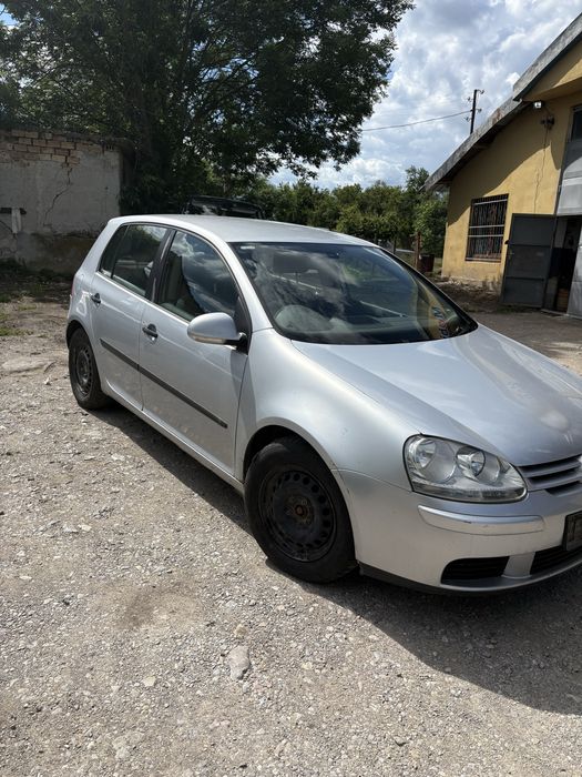 Golf 5  на части десен волан