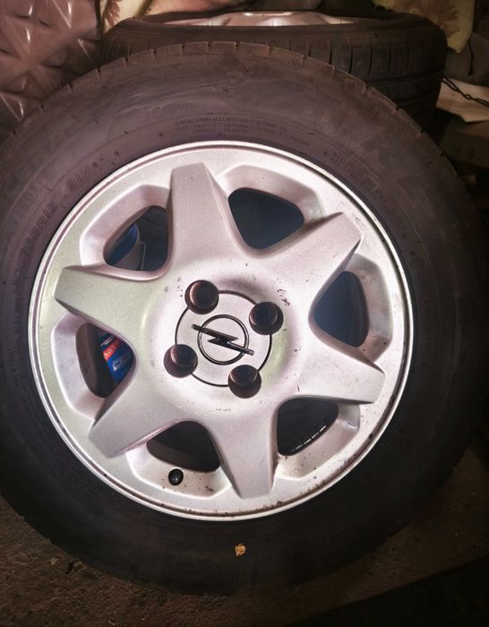 Летни Алуминиеви джанти с гуми 15ки 4x100 Opel 4бр