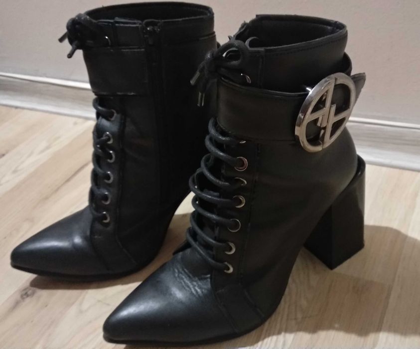 Боти, чизми, маратонки Alessa размер 36