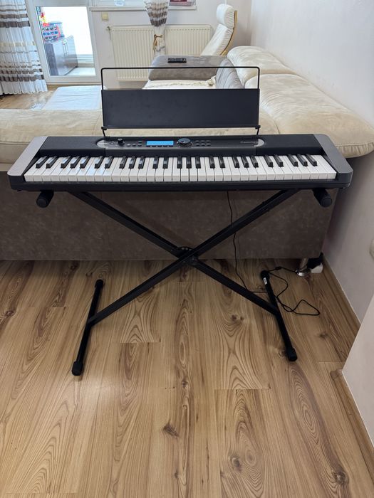 Pian digital Casio LK-S450