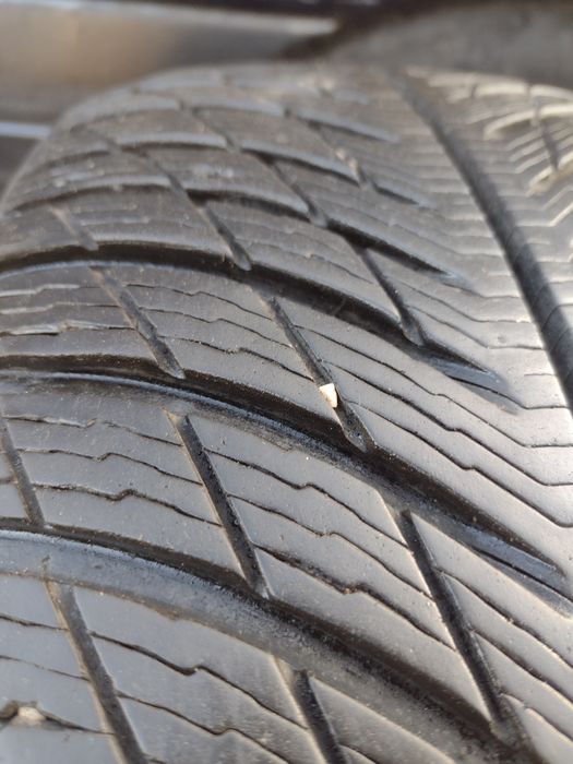 Перфектни 4бр.225/65/17 Michelin PA5 suv dot3621