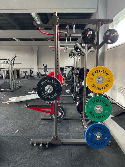 Турник,силовые тренажёры