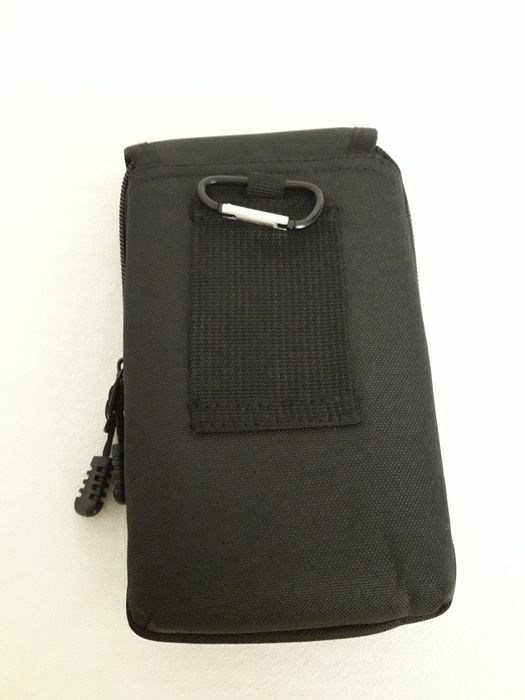 Модерна черна чанта