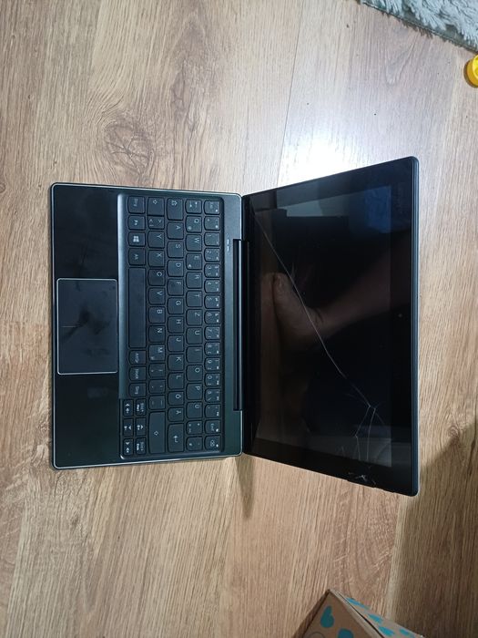 Lenovo IdeaPad Miix 310-10ICR - 10.1" - Intel Atom x5 - Z8350
Display