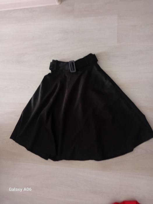 Продам женские одежды