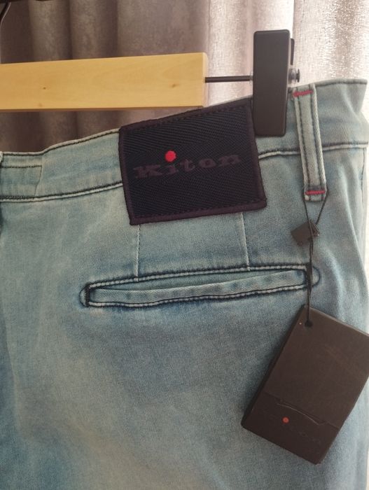 Мужские джинсы новые