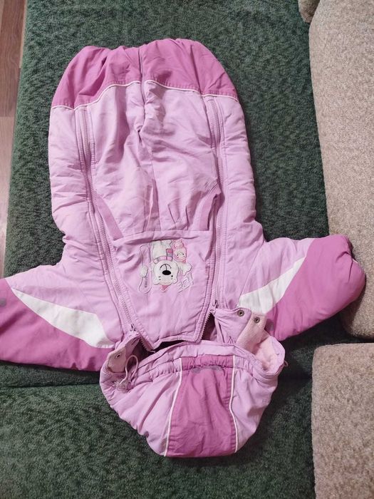 Продам дешево зимние комбинезоны-трансформеры