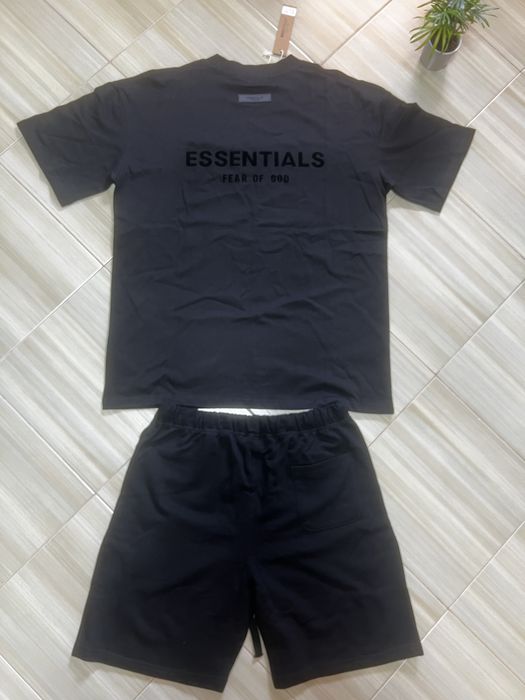 Compleu essentials fear of god