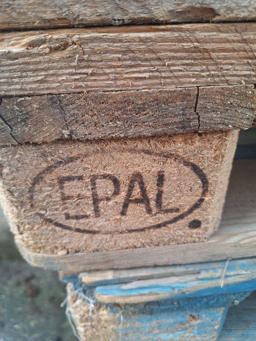 Продавам европалета