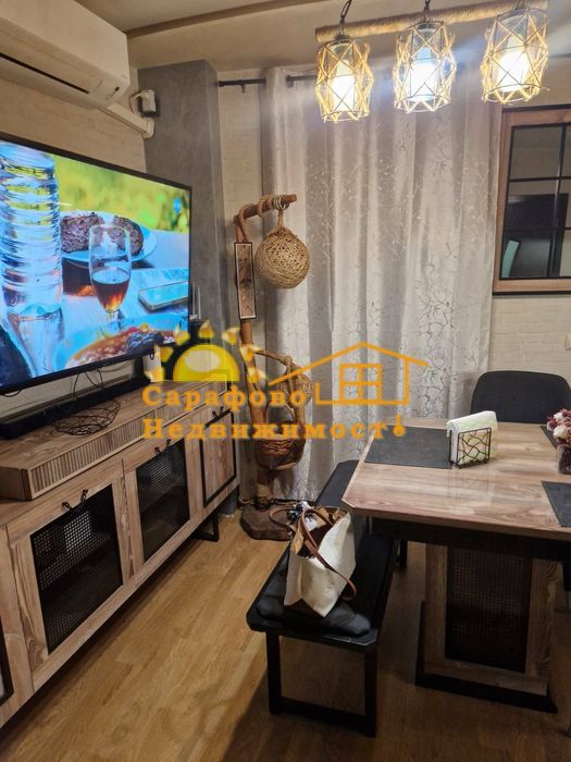 Продава се Тристаен апартамент в Бургас, Сарафово - 124 кв.м за 1371 €/кв.м - Снимка #2