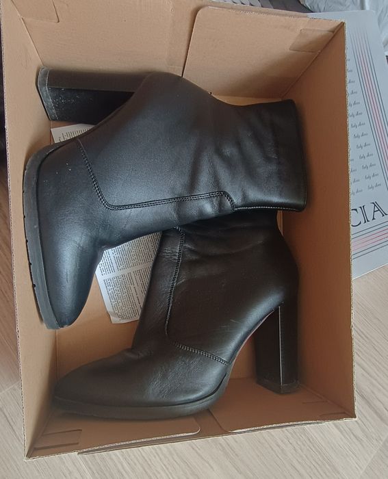 Дамски зимни боти с ток - естествена кожа