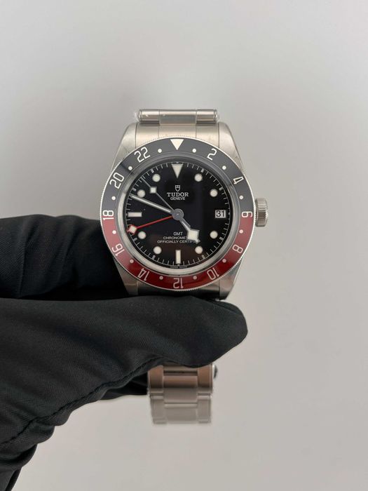 Наручные часы TUDOR Black Bay