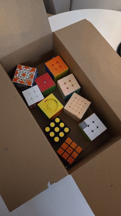 Set cuburi Rubik