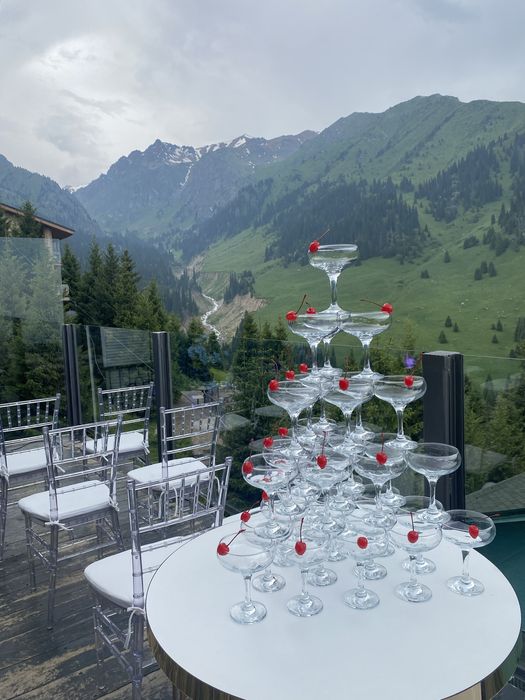 Пирамида шампанского