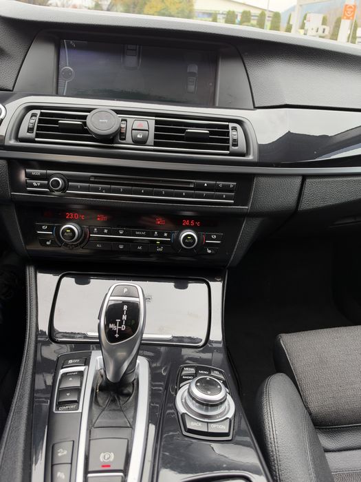 BMW 525d xDrive 218CP F11 Touring Automat Sport Navi Pro Încălzire
