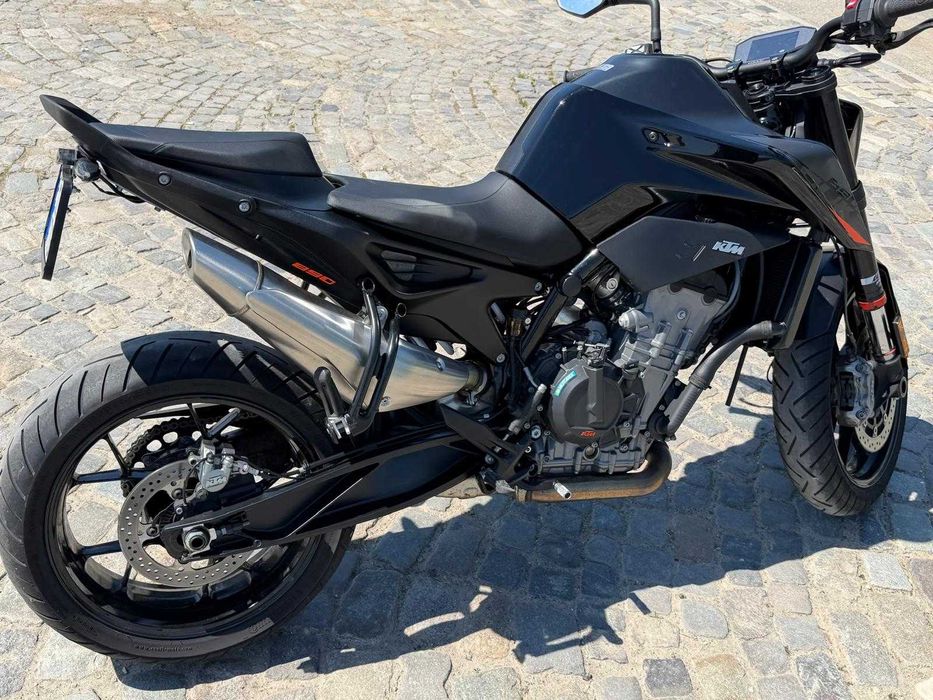 KTM DUKE 890 2021