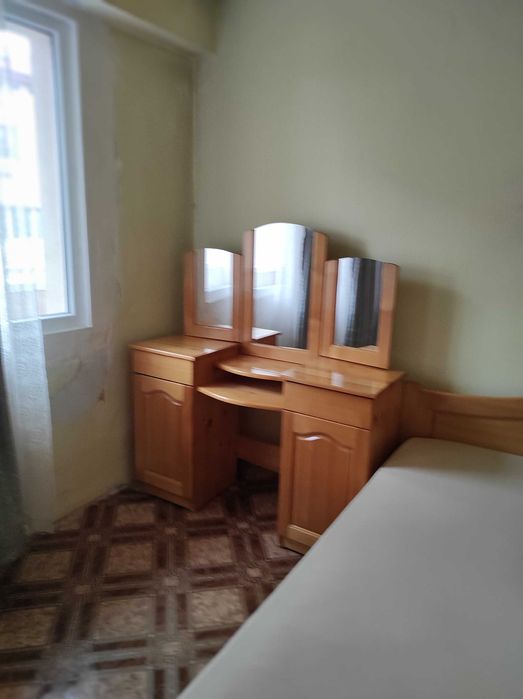 Спален комплект-спалня,гардероб с надстройка и тоалетка