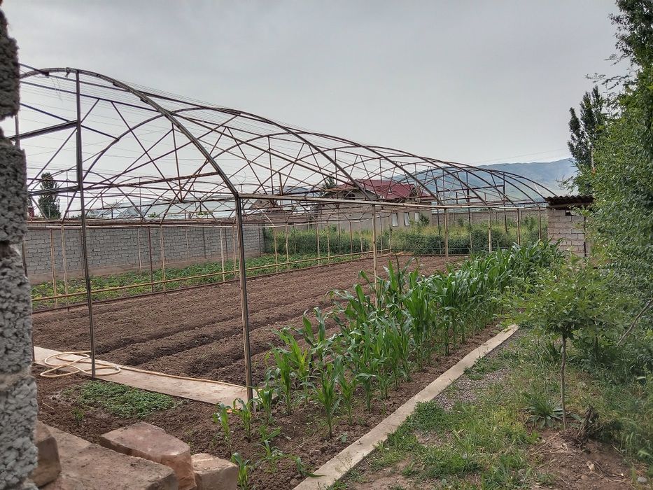 Bo'stonliq tumani Uchastka 10 sotx dumaloq qishloği gazalkentga qoʻwni