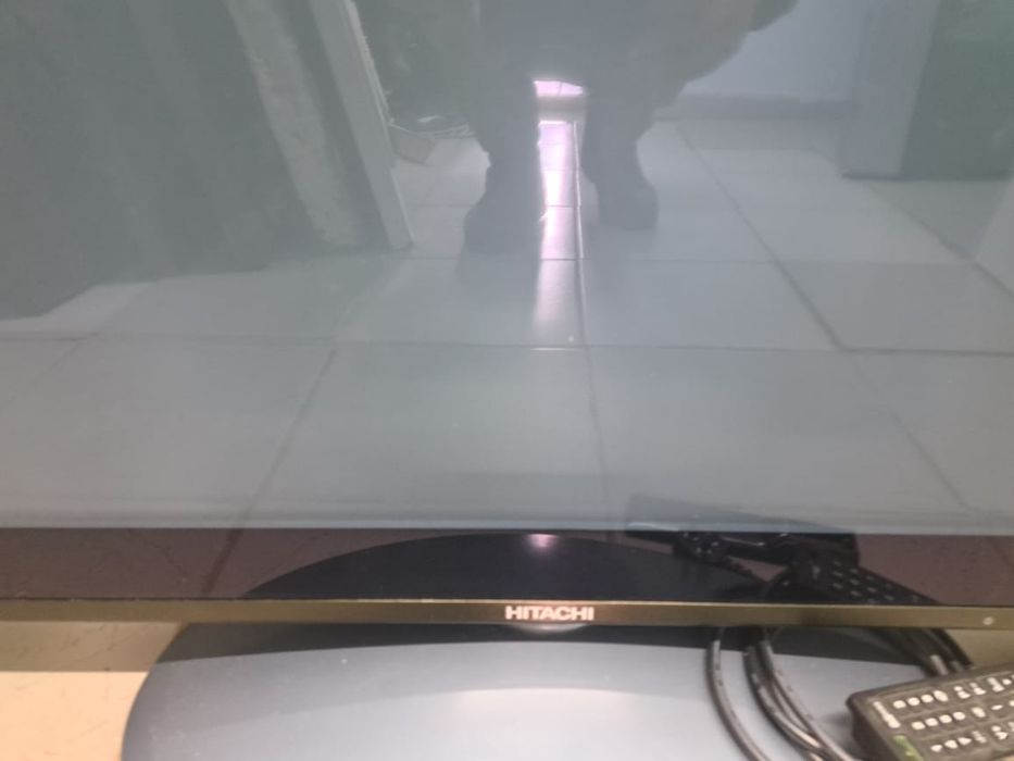Телевизор HITACHI