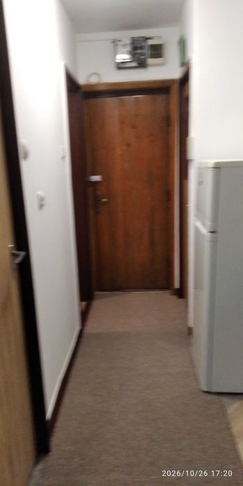 De închiriat apartament cu o camera