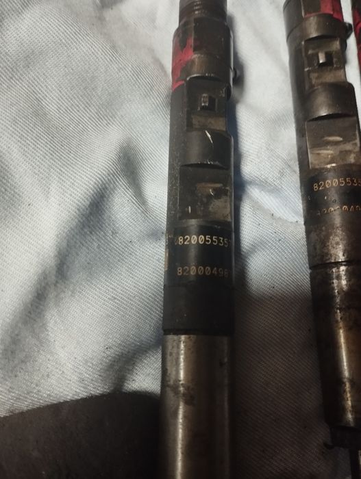 Set injectoare injector 1.5 dci euro 3 8200553570 Logan