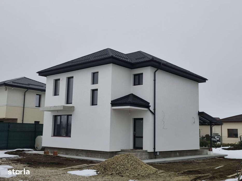 FARA COMISIOANE casa cu 4 camere 3 bai P+1+pod terasa cam tehnica beci