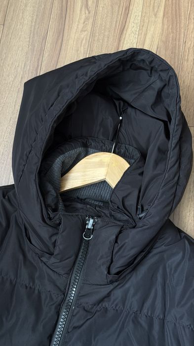 Пуховик длинный мужской Mango