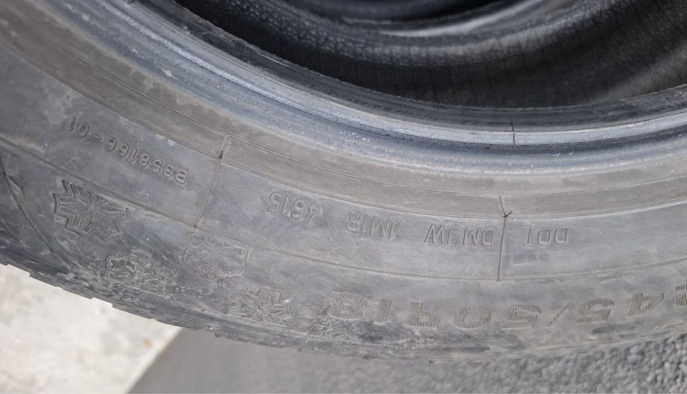 Зимни гуми Dunlop 245 / 50 / 18