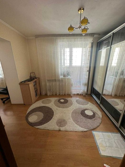 Продам 3 ком квартиру в р-не КСК