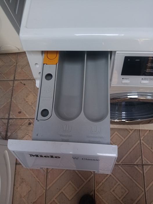 Почти нова пералня Миеле Miele W Classic  A+++ 7кг 2 години гаранция!