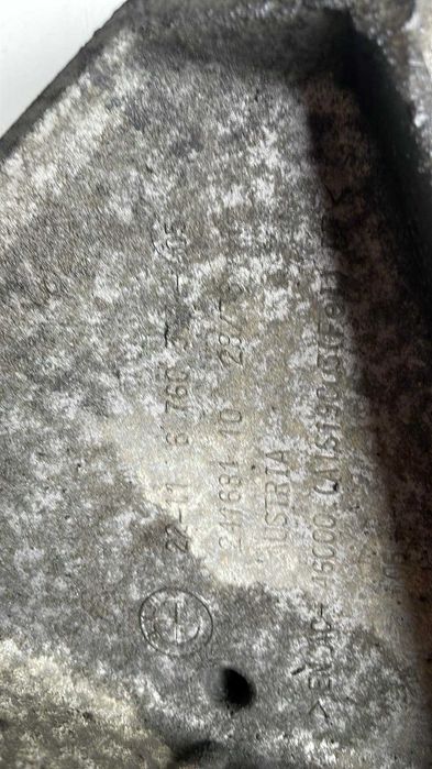 Лапи мотор BMW E90/E91/E92 330d