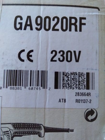 MAKITA GA 9020 RF - ъглошлайф