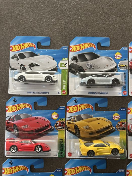 Hotwheels колички Porsche Ferrari AUDI Mercedes BMW hot wheels