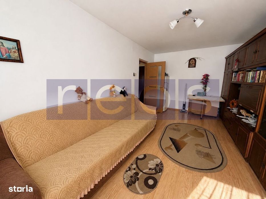 Vanzare 2 Camere | 48 Mp | Etaj 4/8 | Centrala Proprie | Loc De Parcar