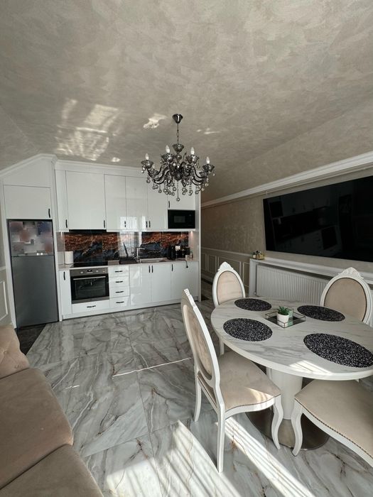 Apartament cu doua camere in centru comunei